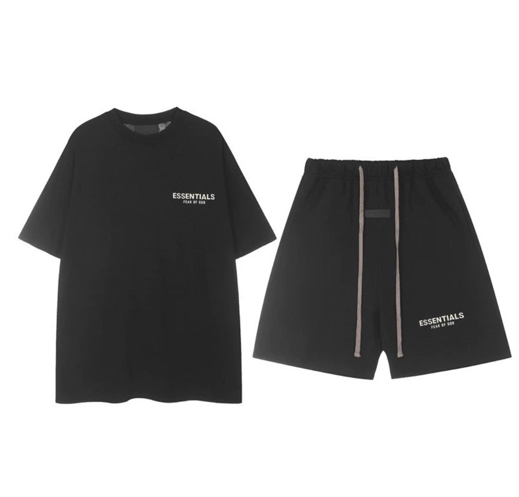 ESSENTIALS ZOMER SET 2